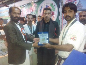 Pakistan Butt May 2015 14