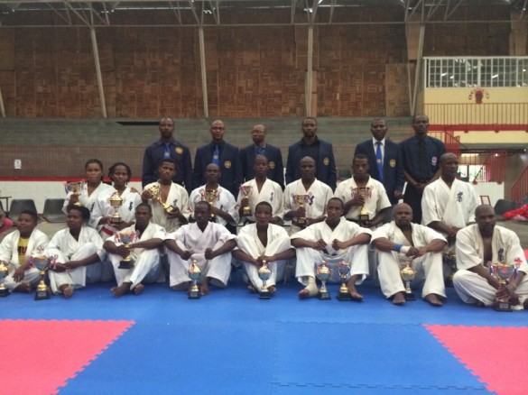 Swaziland Champ 2015 No1 (800x600)