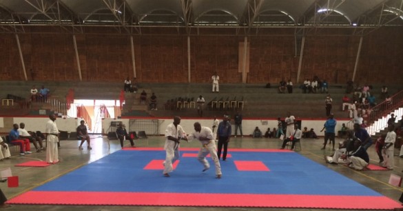 Swaziland Champ 2015 No2 (800x419)